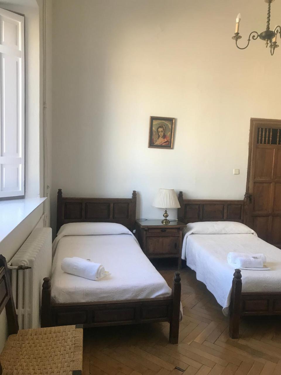 Hotel Hospederia Santa Cruz San Lorenzo de El Escorial Esterno foto